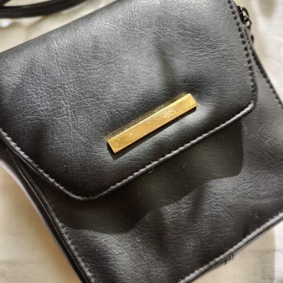 Square Dark Blue Vintage Leather Purse - Picture 2 of 7